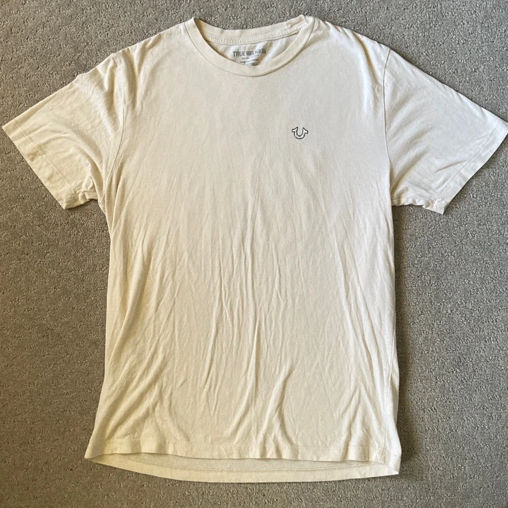 TRUE RELIGION cream Buddha logo tee, Medium.